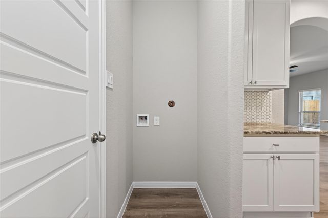 513 Emerald Thicket Lane, Huffman, TX 77336