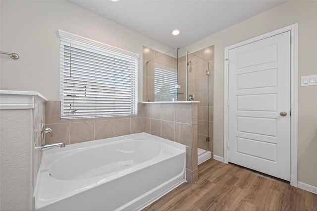 513 Emerald Thicket Lane, Huffman, TX 77336