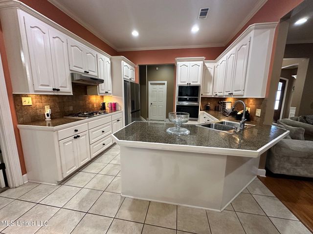 108 Addison Way, Canton, MS 39046