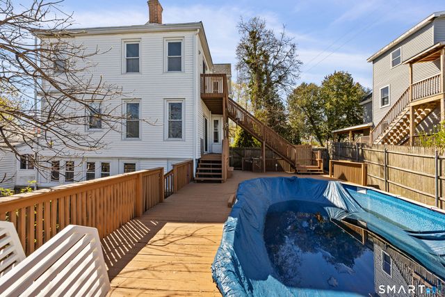 338 Lighthouse Road, New Haven, CT 06512