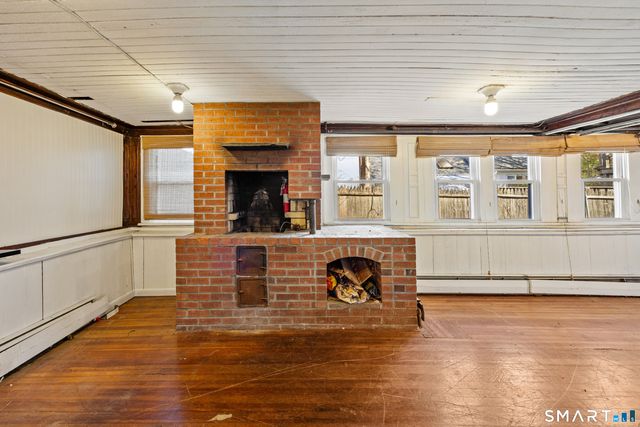 338 Lighthouse Road, New Haven, CT 06512