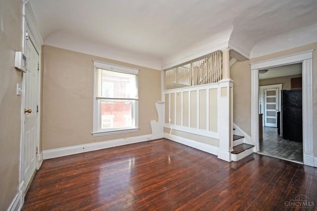 3444 Price Avenue, Cincinnati, OH 45205