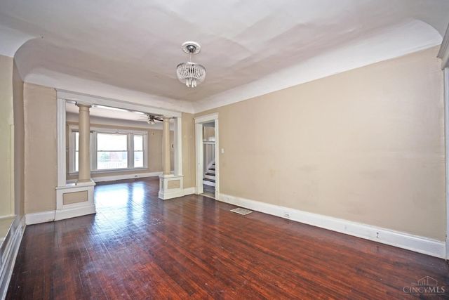 3444 Price Avenue, Cincinnati, OH 45205