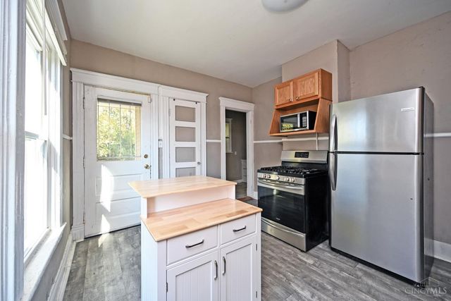 3444 Price Avenue, Cincinnati, OH 45205