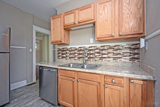 3444 Price Avenue, Cincinnati, OH 45205