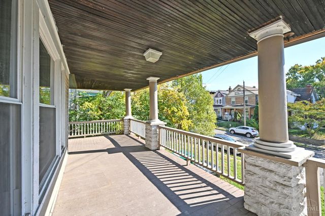 3444 Price Avenue, Cincinnati, OH 45205