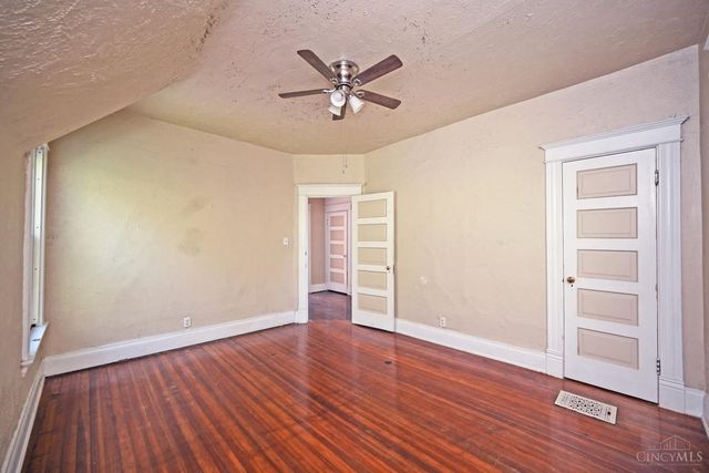 3444 Price Avenue, Cincinnati, OH 45205