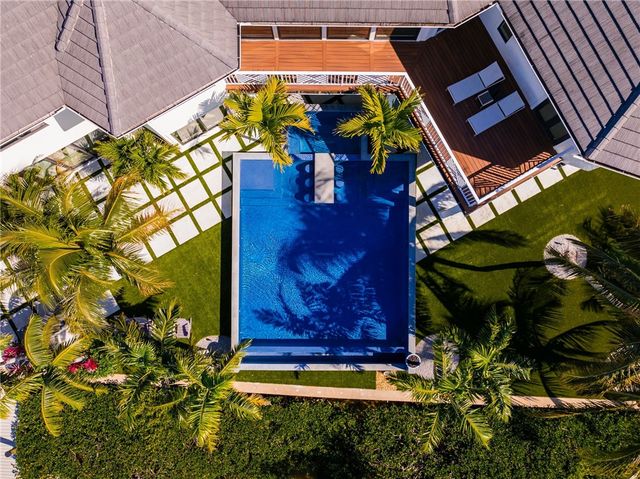 225 Osprey Court, Vero Beach, FL 32963