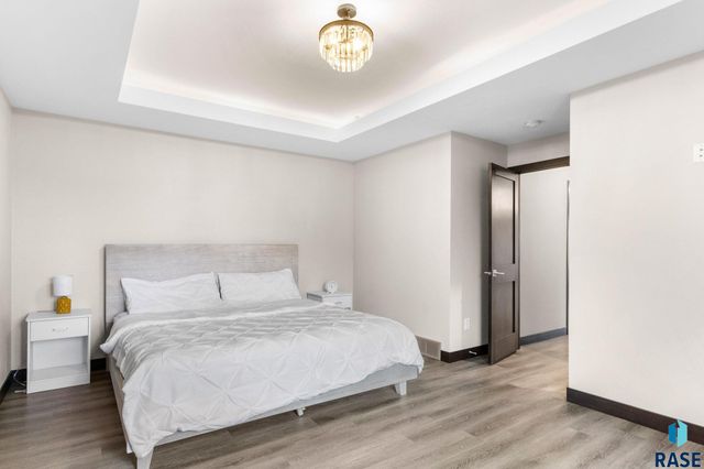 3504 E Broken Arrow St Street, Sioux Falls, SD 57103