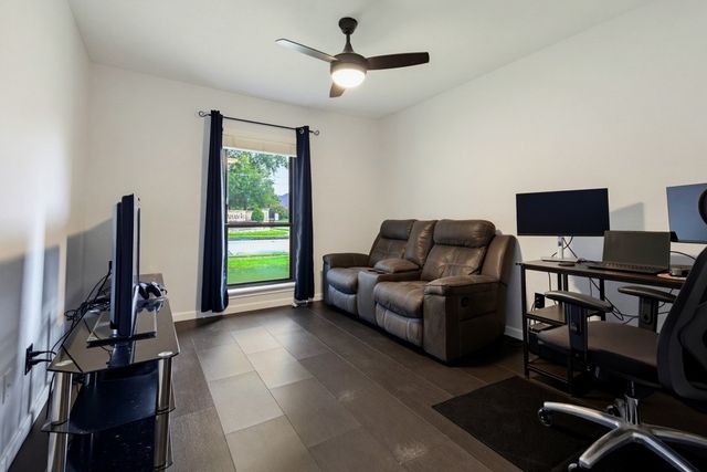7200 Chapman Drive, North Richland Hills, TX 76182