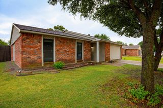 7200 Chapman Drive, North Richland Hills, TX 76182