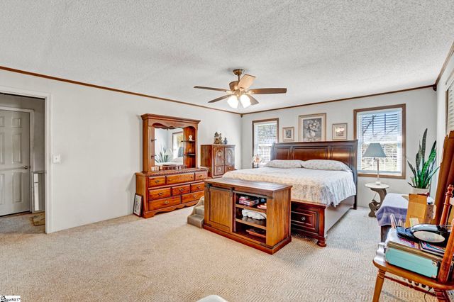 826 Pickens Drive, Liberty, SC 29657