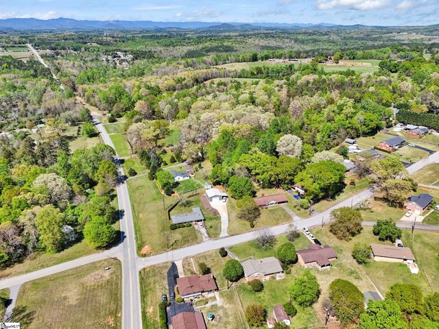 826 Pickens Drive, Liberty, SC 29657