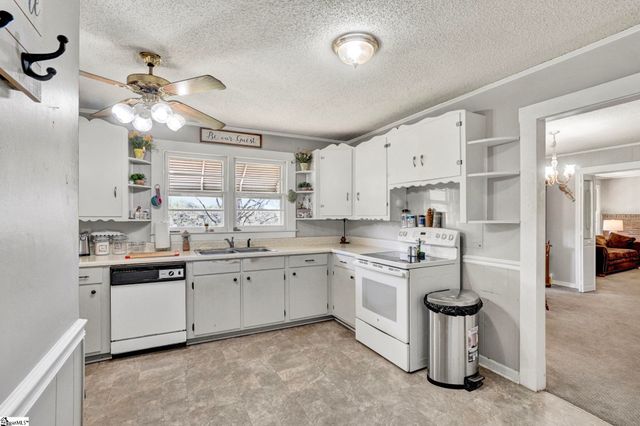 826 Pickens Drive, Liberty, SC 29657