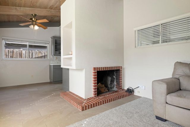 1928 Rosecrans Way, Stockton, CA 95207