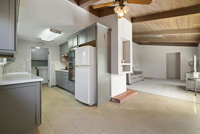 1928 Rosecrans Way, Stockton, CA 95207