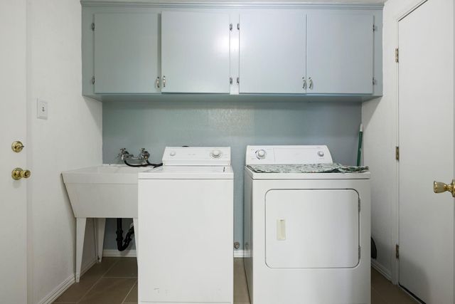 1928 Rosecrans Way, Stockton, CA 95207