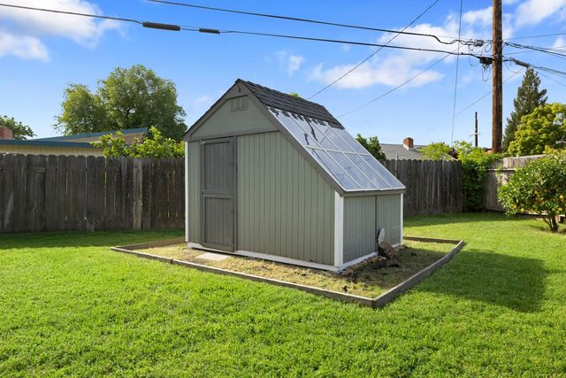 1928 Rosecrans Way, Stockton, CA 95207