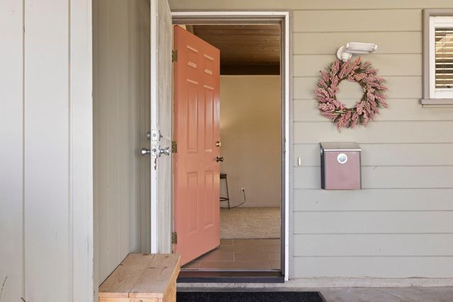 1928 Rosecrans Way, Stockton, CA 95207