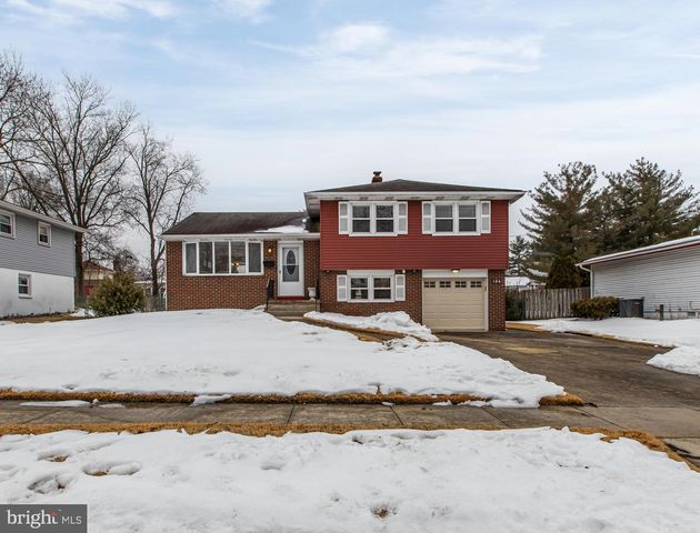 154 E VALLEYBROOK RD, Cherry Hill, NJ 08034