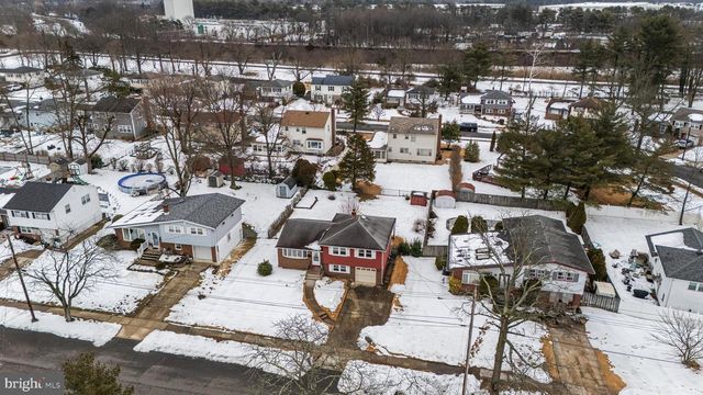 154 E VALLEYBROOK RD, Cherry Hill, NJ 08034