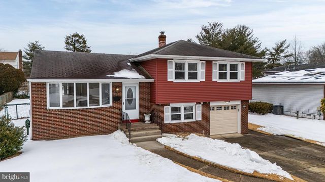 154 E VALLEYBROOK RD, Cherry Hill, NJ 08034