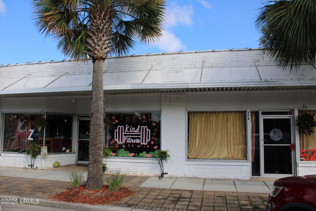 306 Lee Avenue, Hampton, SC 29924