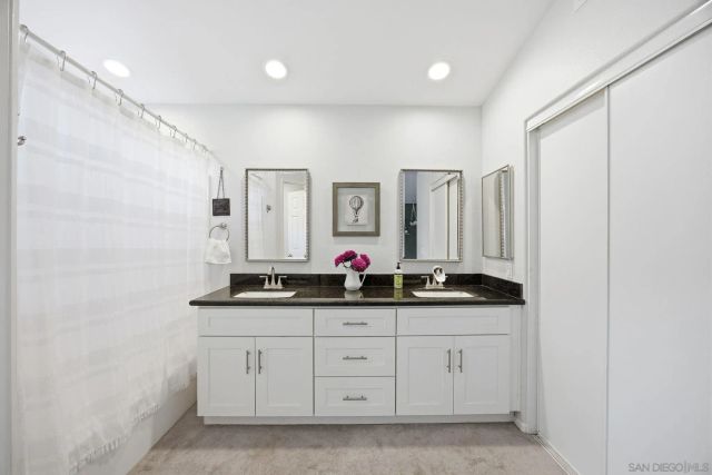 1804 Key Largo Rd, Vista, CA 92081
