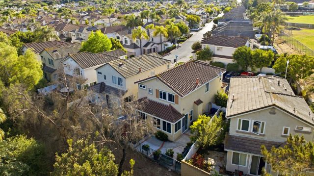 1804 Key Largo Rd, Vista, CA 92081