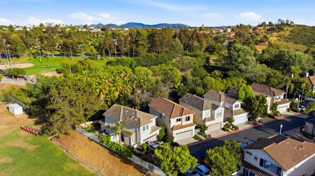 1804 Key Largo Rd, Vista, CA 92081