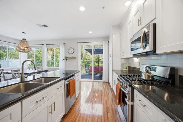 1804 Key Largo Rd, Vista, CA 92081