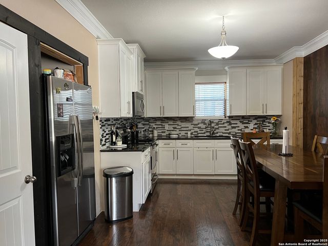 235 GRAY ST, San Antonio, TX 78208