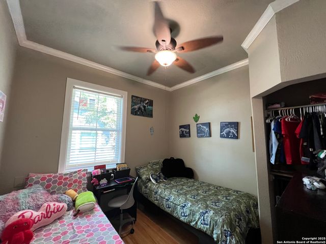 235 GRAY ST, San Antonio, TX 78208