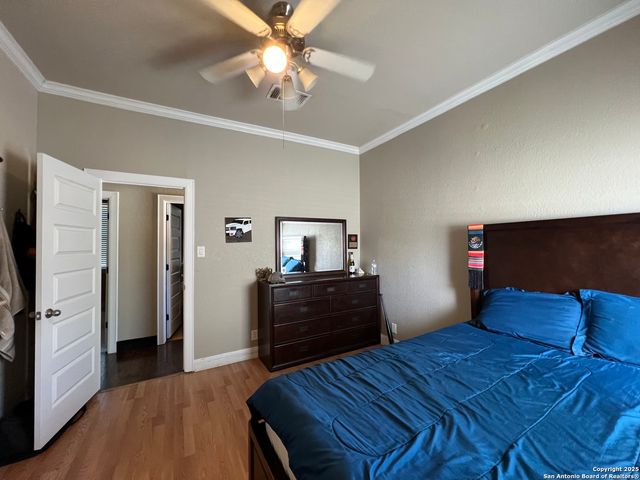 235 GRAY ST, San Antonio, TX 78208