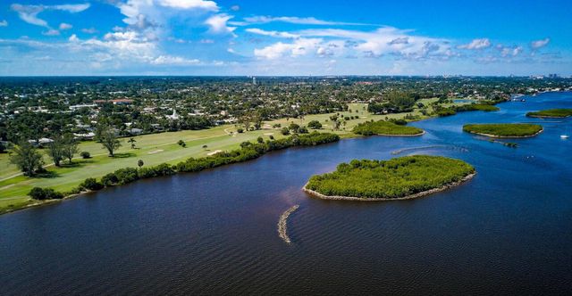 706 N Palmway B, Lake Worth Beach, FL 33460