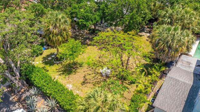 706 N Palmway B, Lake Worth Beach, FL 33460
