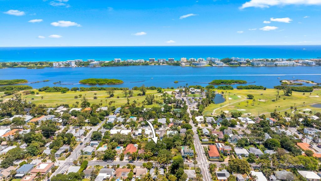 706 N Palmway B, Lake Worth Beach, FL 33460