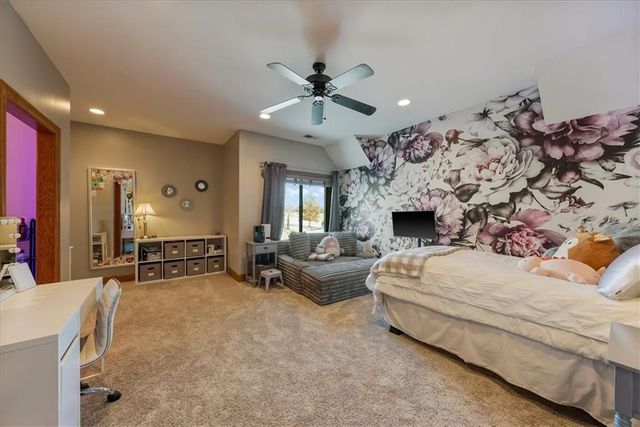 12517 S Harris Road, Lee's Summit, MO 64086