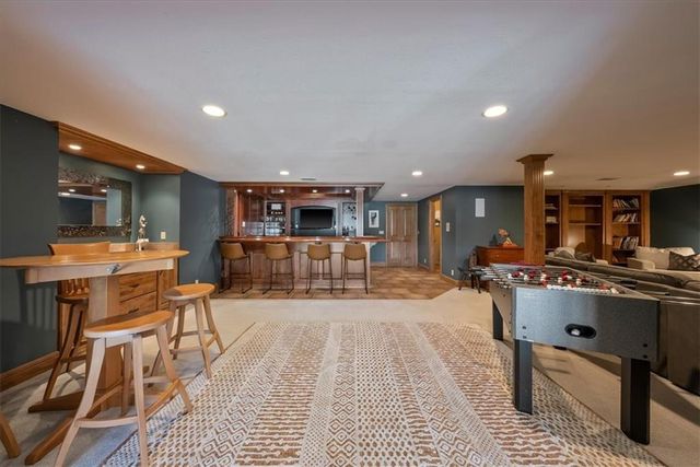 12517 S Harris Road, Lee's Summit, MO 64086