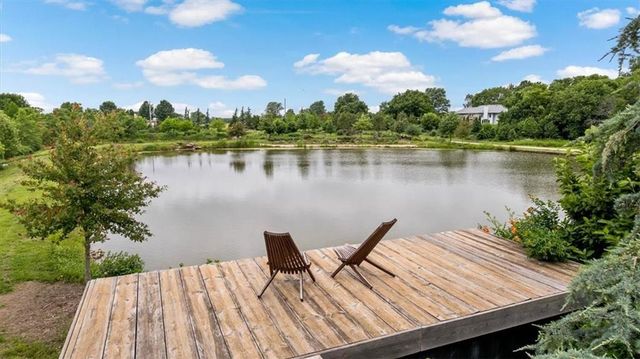 12517 S Harris Road, Lee's Summit, MO 64086