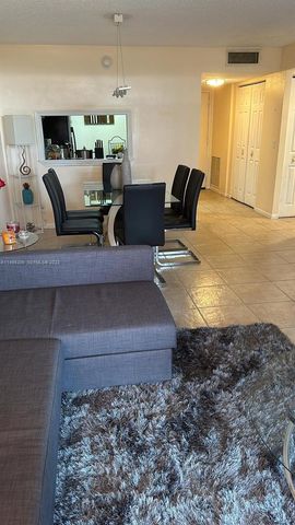 480 Executive Center Drive 4L, West Palm Beach, FL 33401