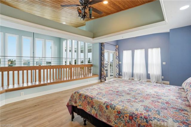 2300 Sycamore ST, St. James City, FL 33956