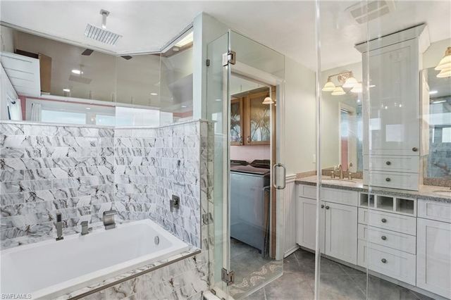 2300 Sycamore ST, St. James City, FL 33956