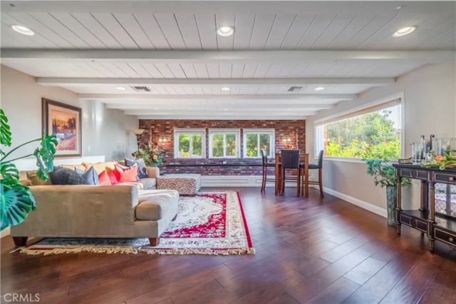 2333 N Coronet Court, Covina, CA 91724