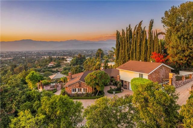 2333 N Coronet Court, Covina, CA 91724