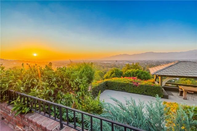 2333 N Coronet Court, Covina, CA 91724