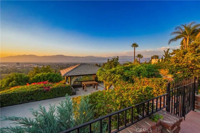 2333 N Coronet Court, Covina, CA 91724