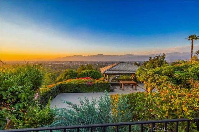 2333 N Coronet Court, Covina, CA 91724