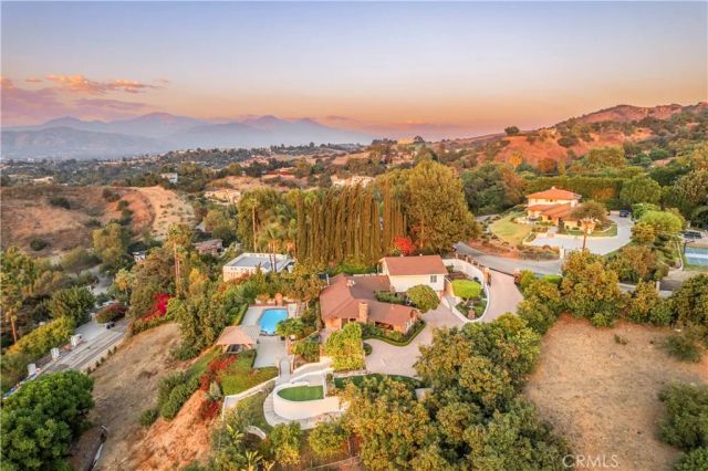 2333 N Coronet Court, Covina, CA 91724