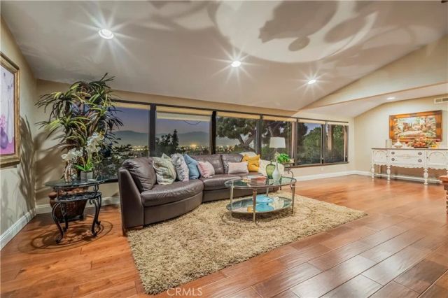 2333 N Coronet Court, Covina, CA 91724